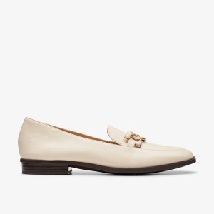 Clarks Sarafyna Rae Ivory Leather Kadın Makosen Ayakkabı Beyaz | 12364NPBU