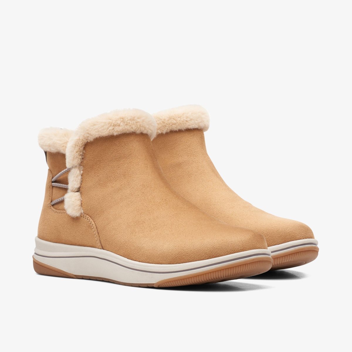 Clarks Breeze Fur Tan Kadın Bot Kahverengi | 13827SHPC