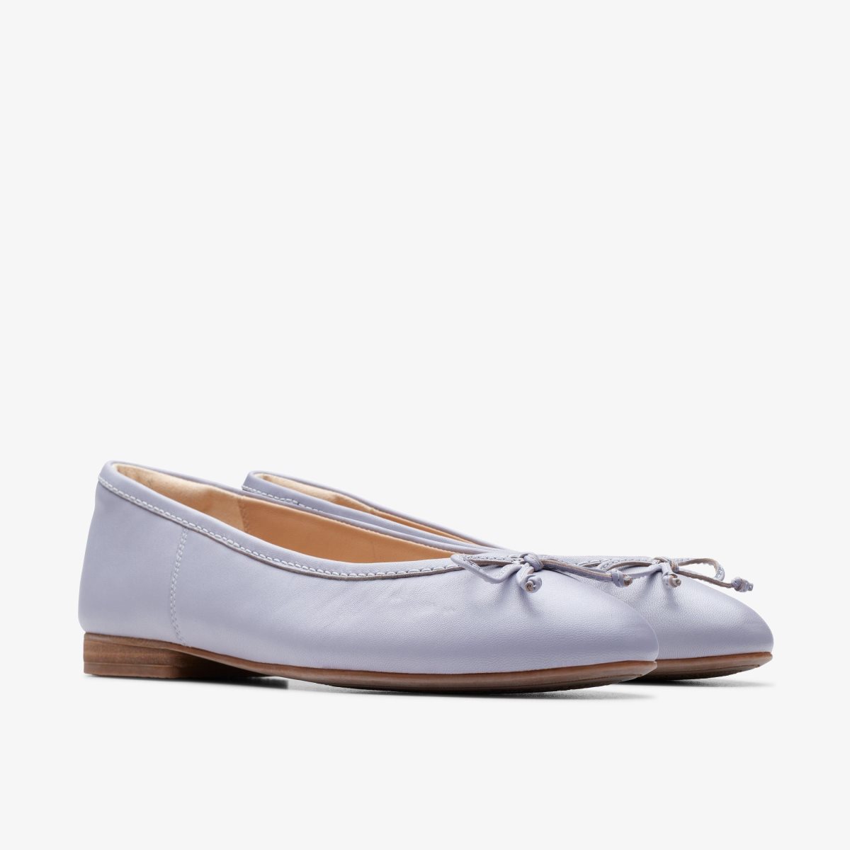 Clarks FAWNA LILY Lilac Leather Kadın Makosen Ayakkabı Mor | 16057LIEK