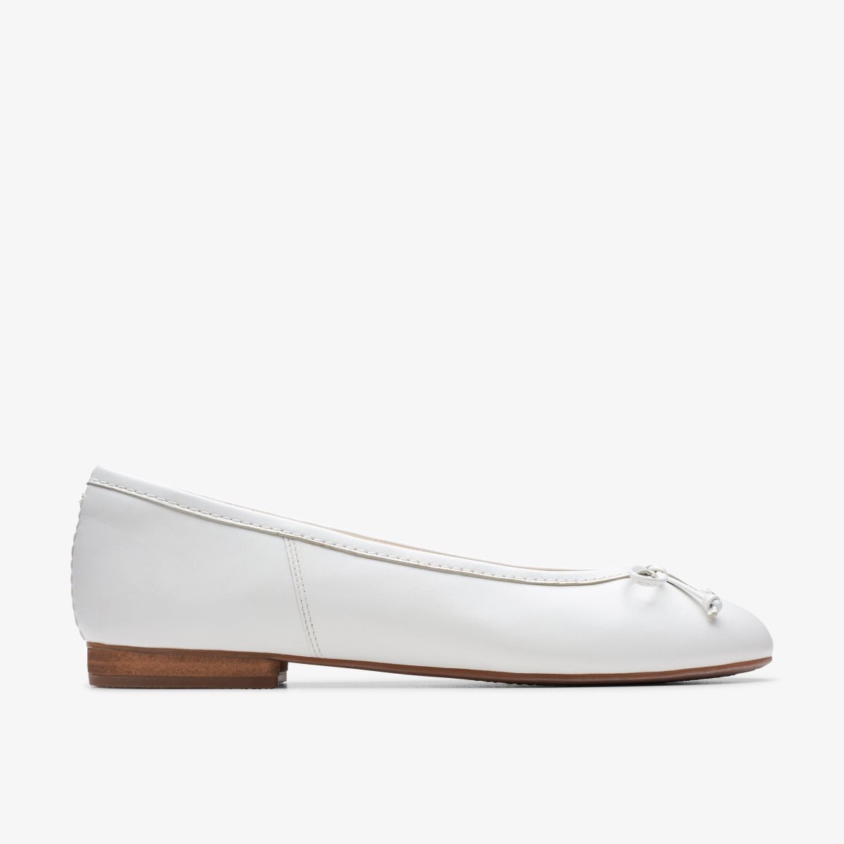 Clarks FAWNA LILY White Leather Kadın Makosen Ayakkabı Beyaz | 53478PKSW