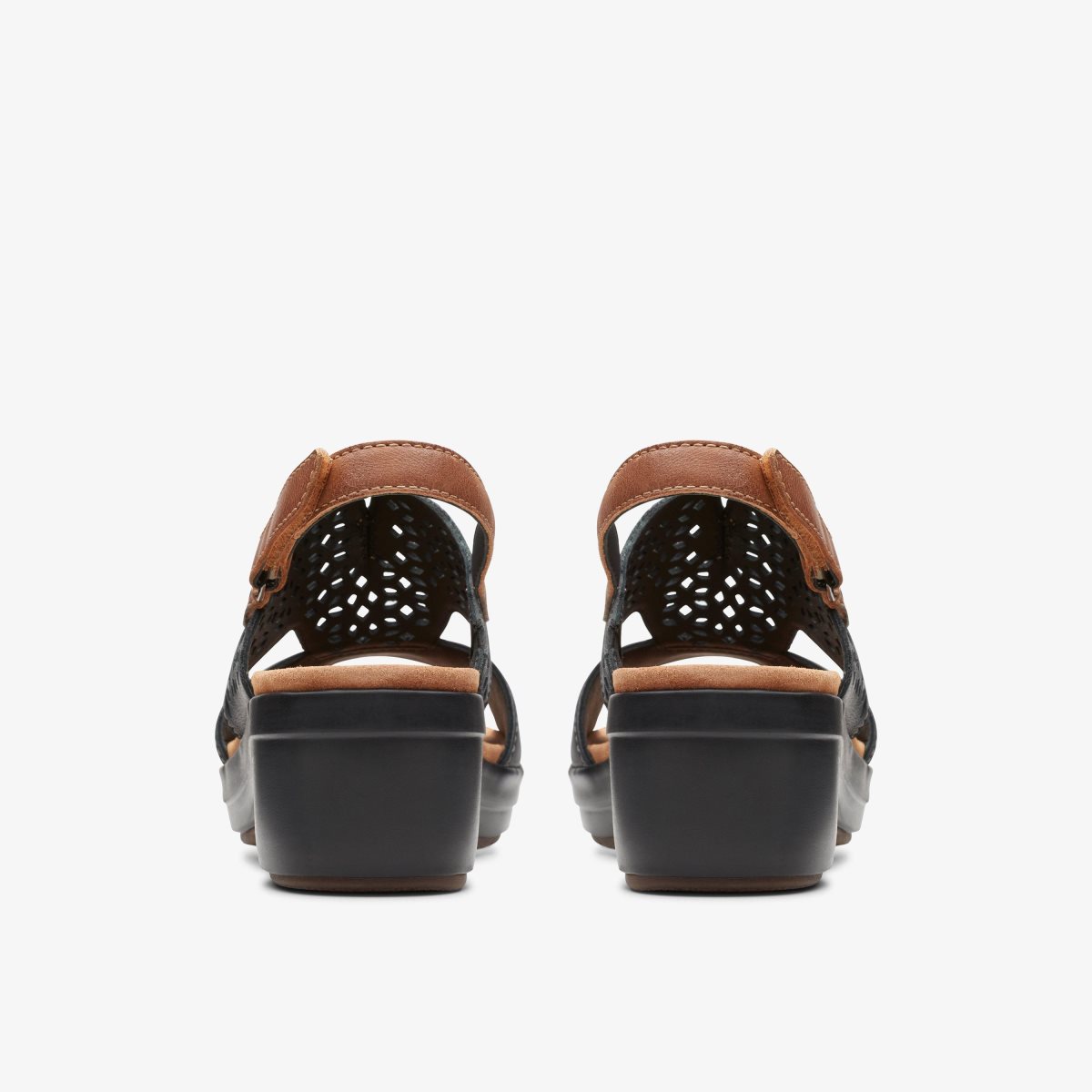 Clarks Tuleah Sun Black Leather Kadın Sandalet Siyah | 25807XAHN