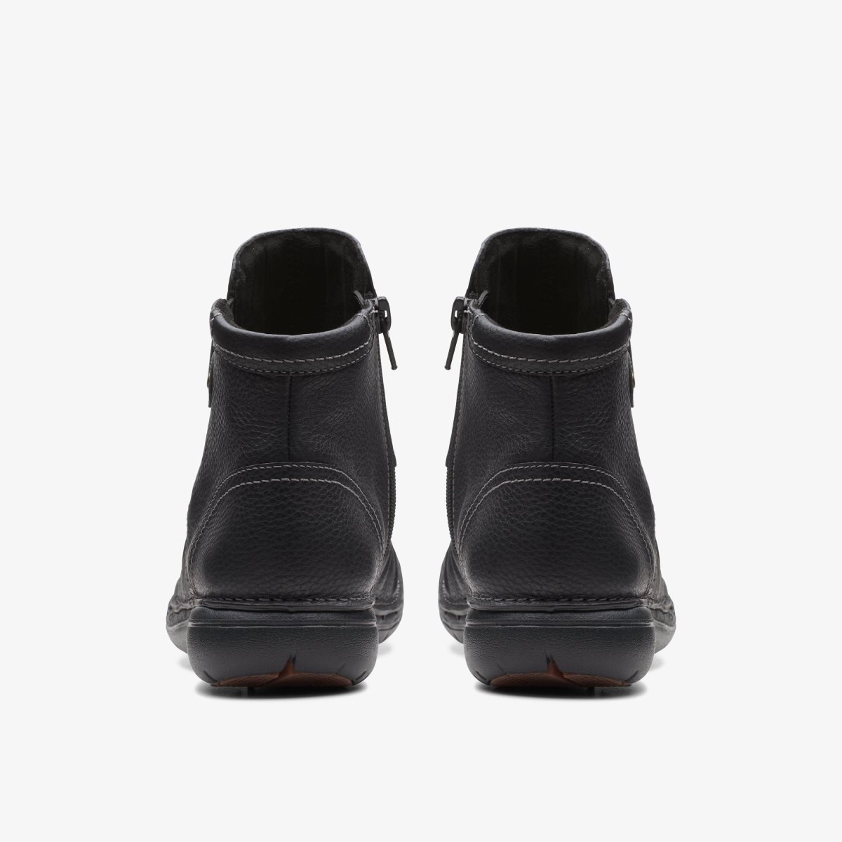 Clarks Un Loop Top Black Leather Kadın Bot Siyah | 75614KGJQ